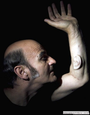 Фото с официального сайта Стеларка www.v2.stelarc.org